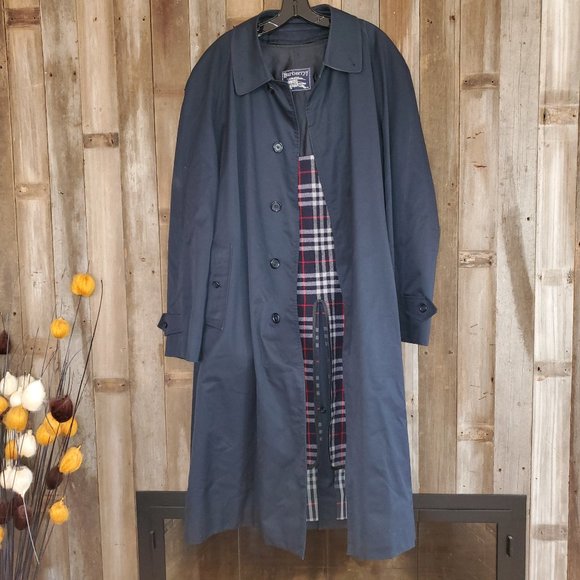 Burberry Other - Burberry Navy Trench coat Removable Wool lIner 48L